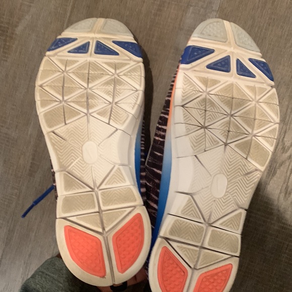 Nike sneakers - Picture 3 of 4